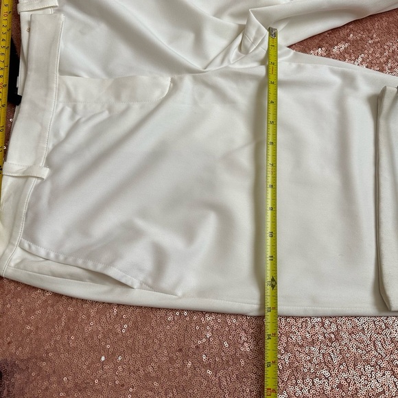St John Collections By Mary Gray Wide Boot Pants, Color White, Sz 12. Made USA - Picture 11 of 12